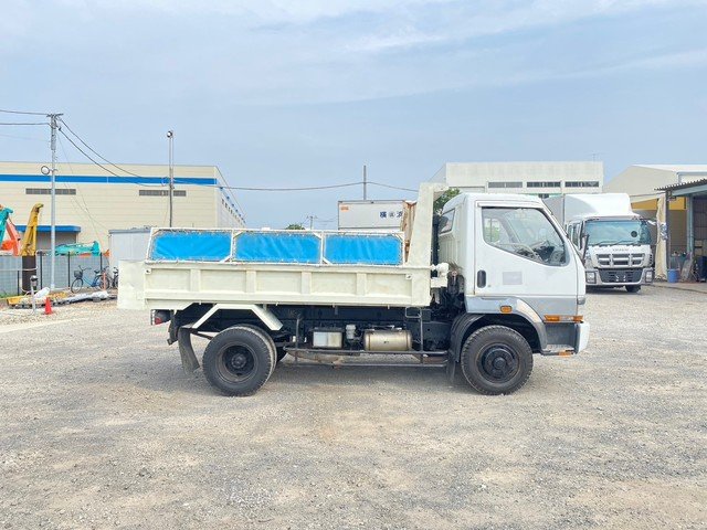 MITSUBISHI FUSO FIGHTER TIPPER