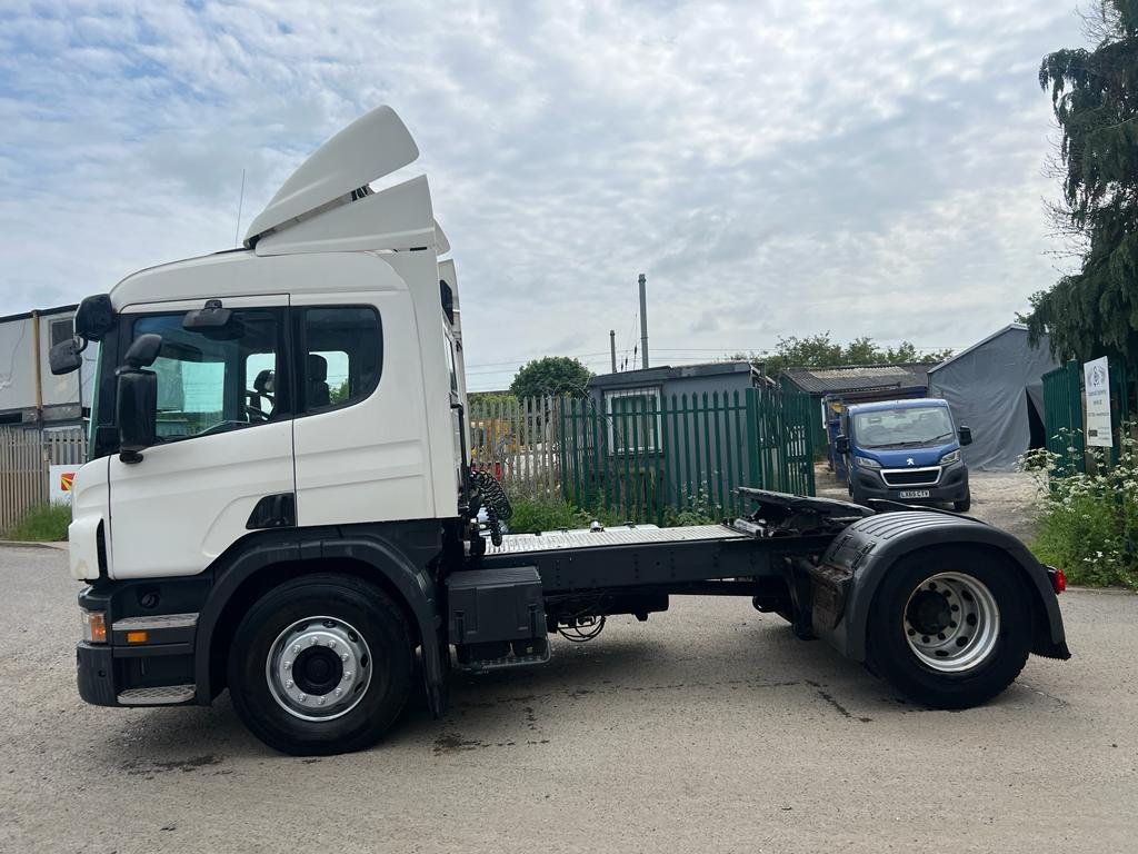 SCANIA P360 4X2 2013 FOR SALE IN UK